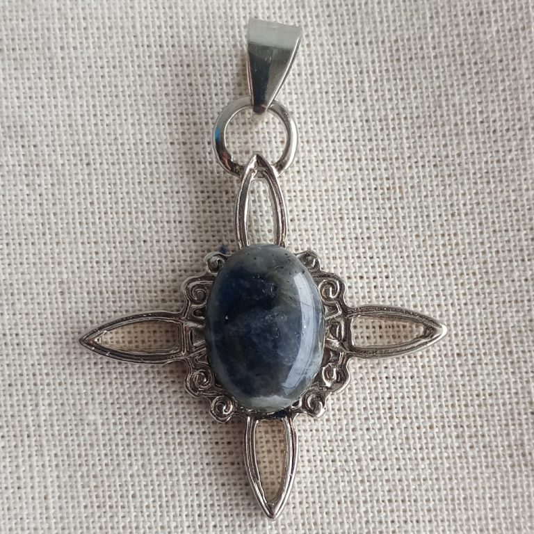 LV-2 Dije nudo de bruja con piedra rolada