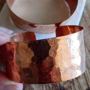 Pulsera de cobre ancha